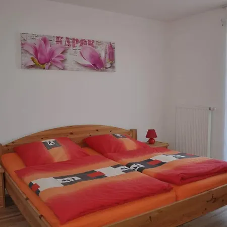 Amazing In Zinnowitz Apartament Trassenheide